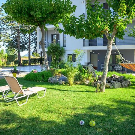 Bikini Apartments Kariotai ภายนอก รูปภาพ