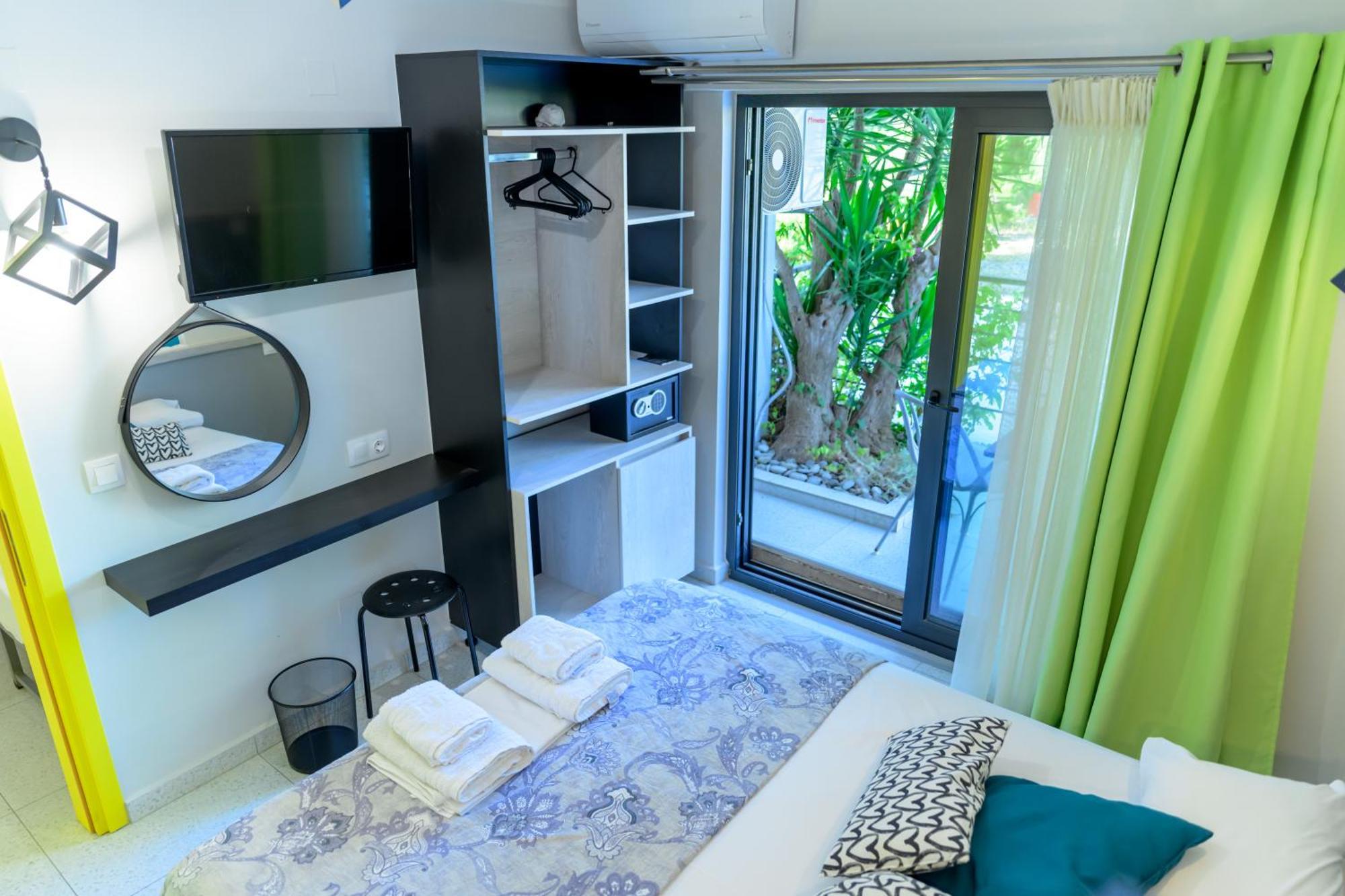 Bikini Apartments Kariotai ภายนอก รูปภาพ