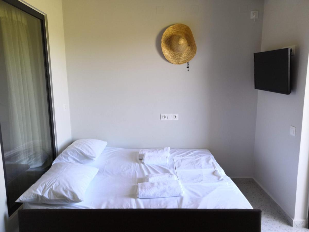 Bikini Apartments Kariotai ภายนอก รูปภาพ